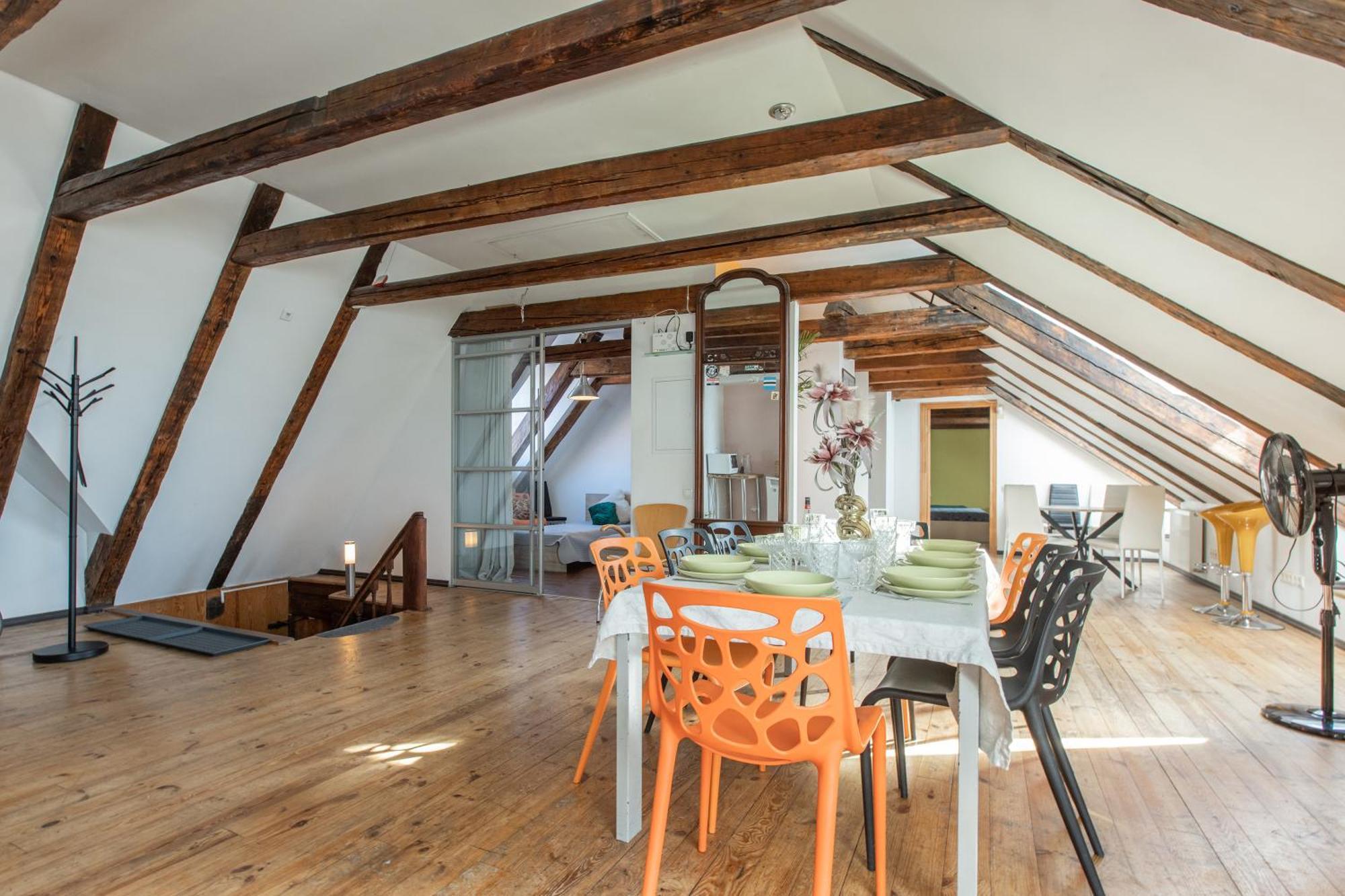 리가 Mansard In Old Town 아파트 외부 사진